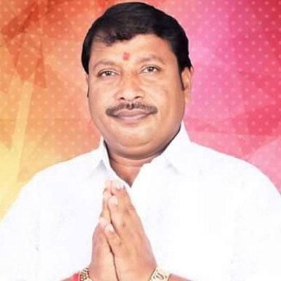 Heavy weight corporator with his panel joins BJP